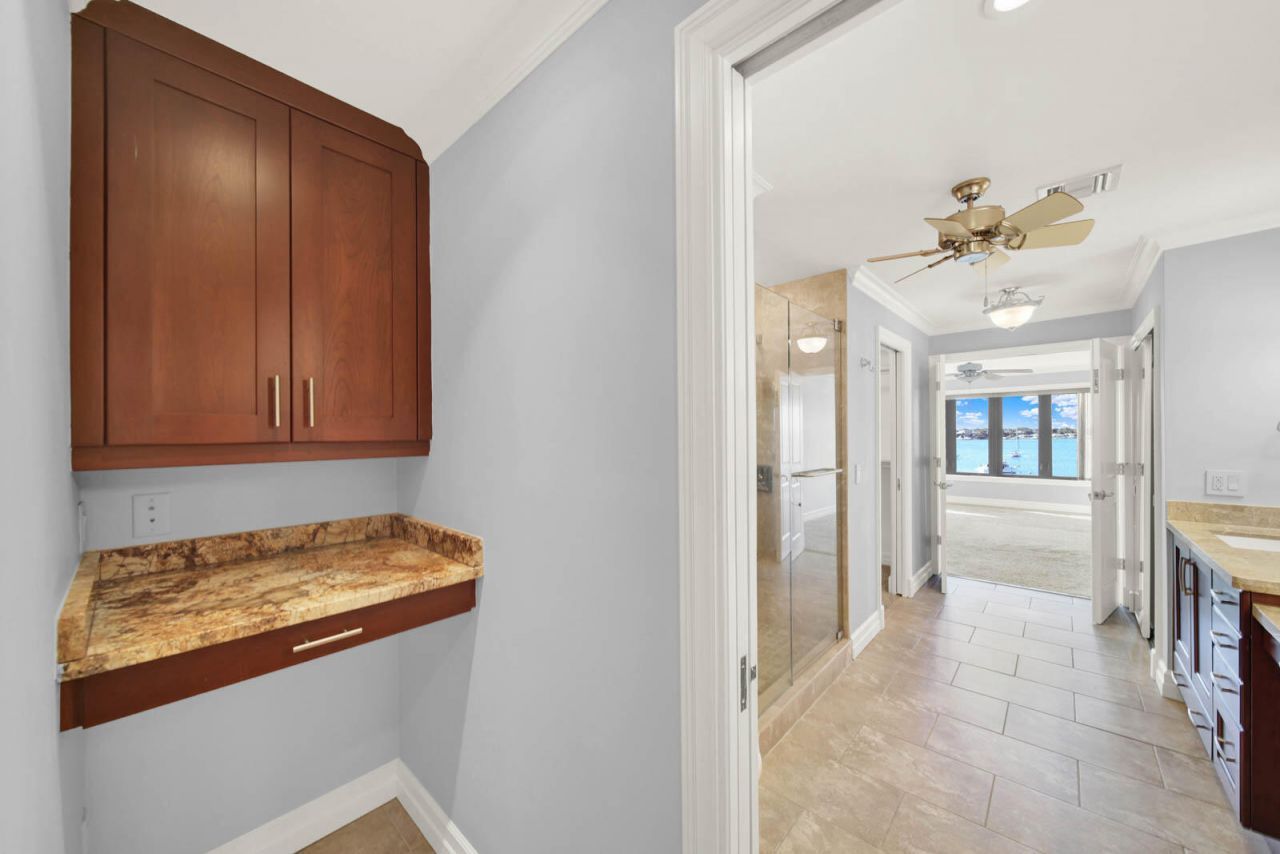 624 SW Saint Lucie Crescent, Unit 406, Stuart, FL 34994 Photo