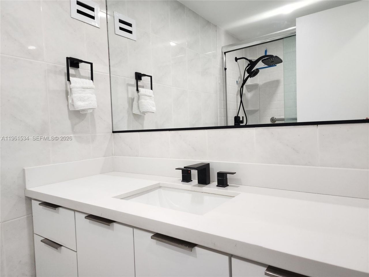 3505 S Ocean Dr, Unit 218, Hollywood, FL 33019 Photo