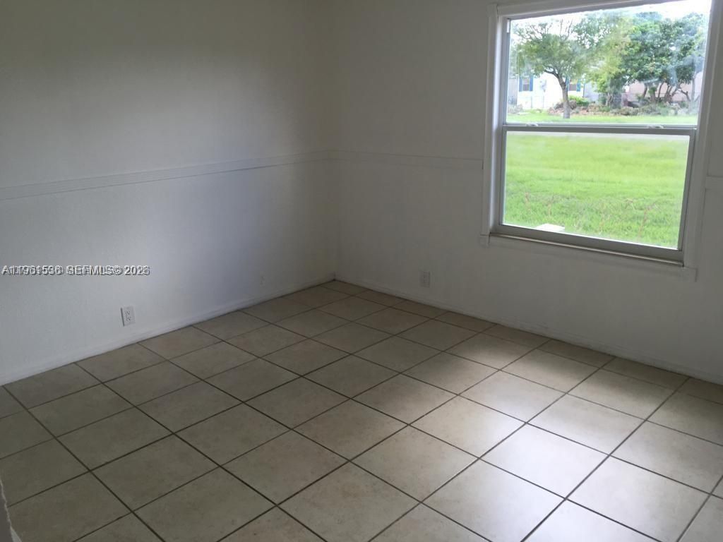 19800 SW 180th, Miami, FL 33187 Photo