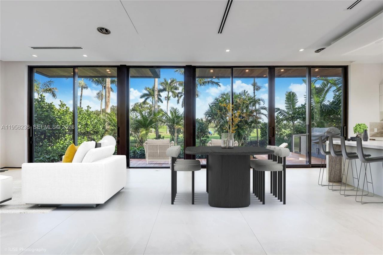 5825 Alton Rd, Miami Beach, FL 33140 Photo