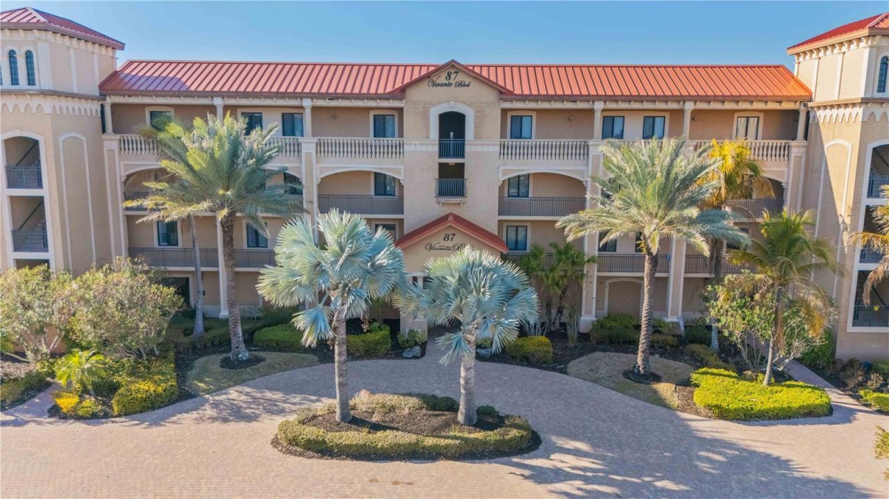 87 Vivante Boulevard, Unit 403, Punta Gorda, FL 33950 Photo