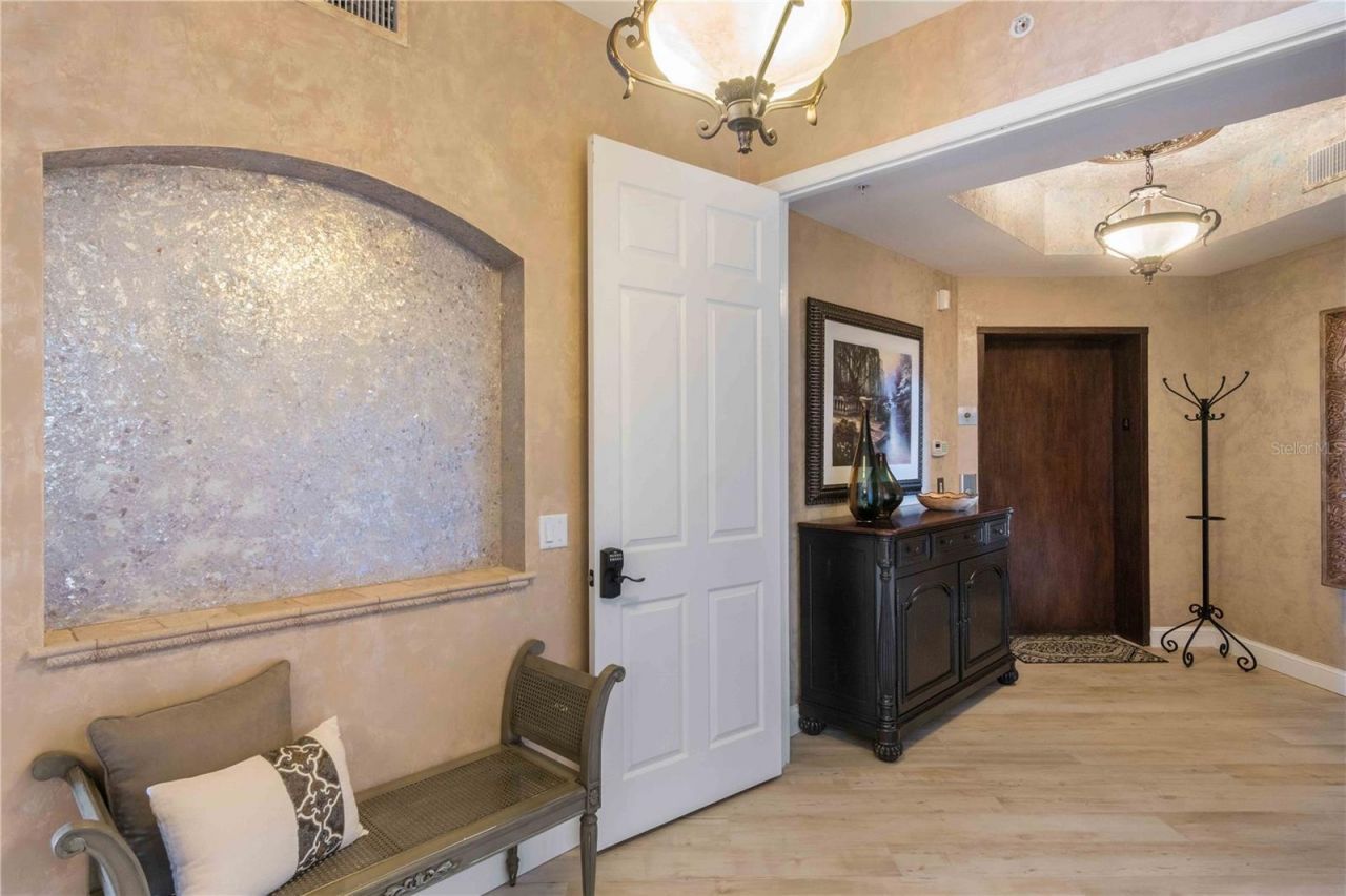 87 Vivante Boulevard, Unit 403, Punta Gorda, FL 33950 Photo