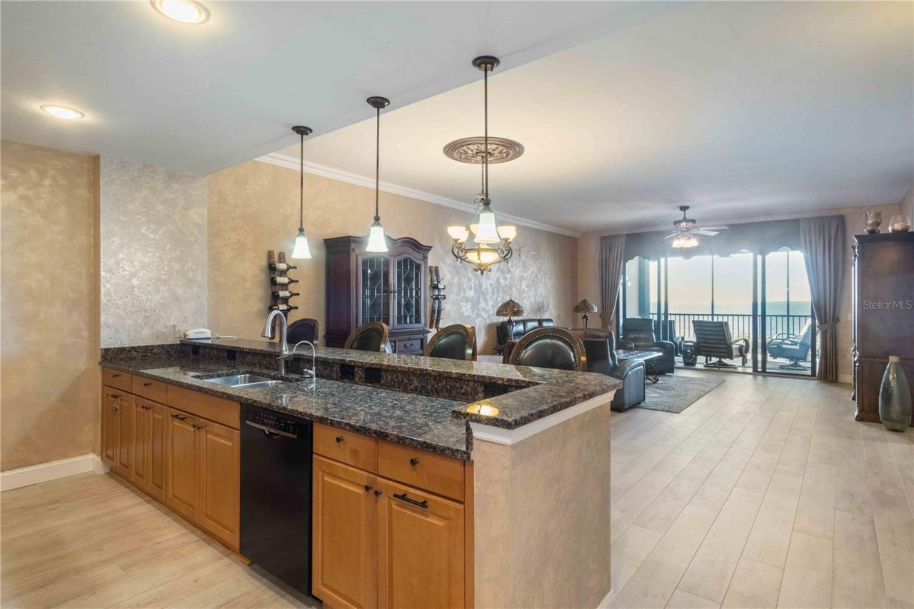 87 Vivante Boulevard, Unit 403, Punta Gorda, FL 33950 Photo