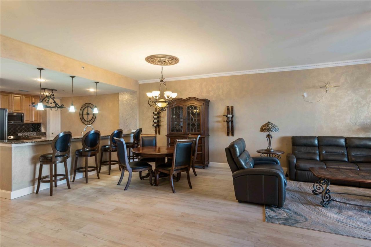 87 Vivante Boulevard, Unit 403, Punta Gorda, FL 33950 Photo