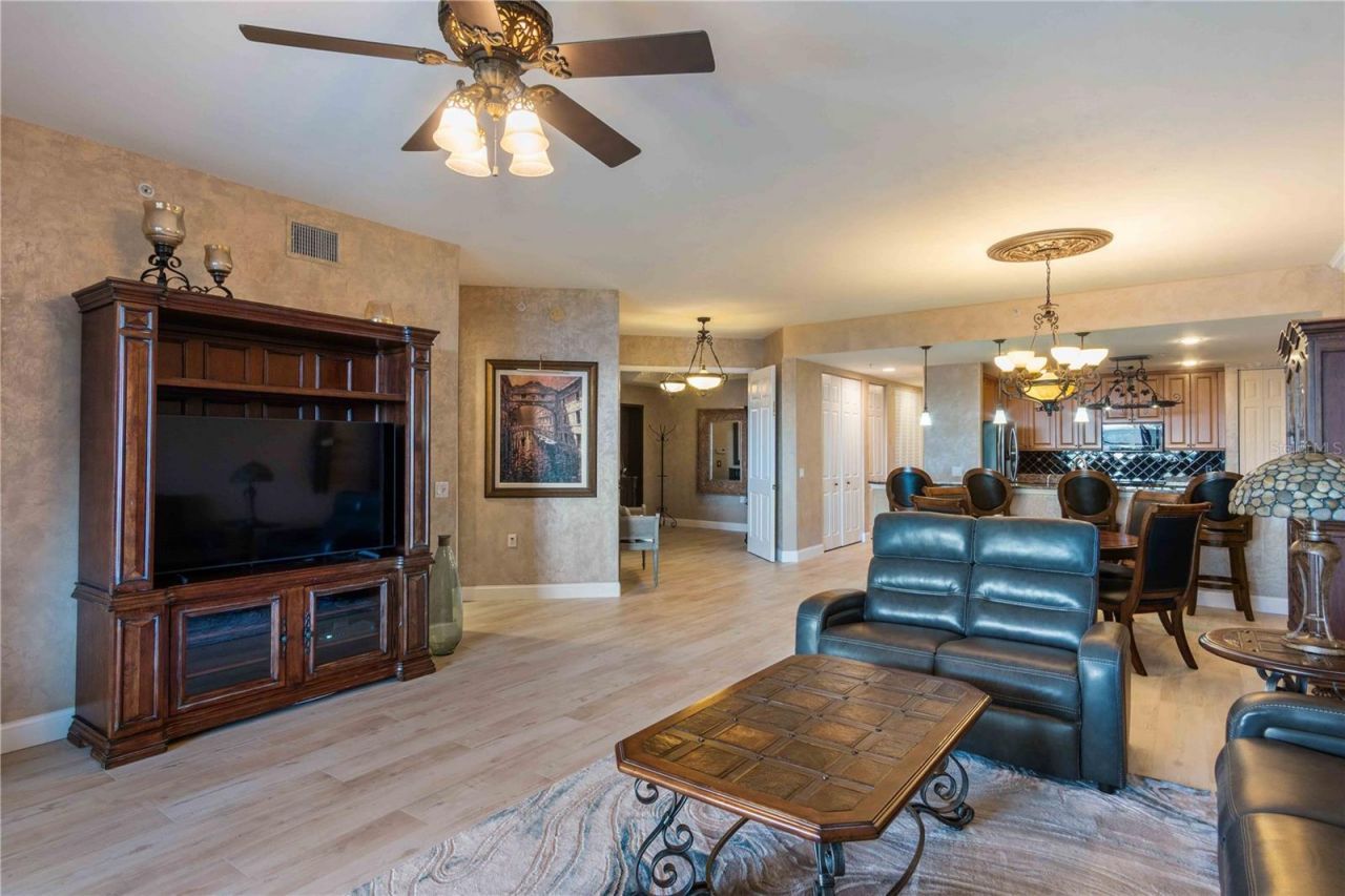 87 Vivante Boulevard, Unit 403, Punta Gorda, FL 33950 Photo