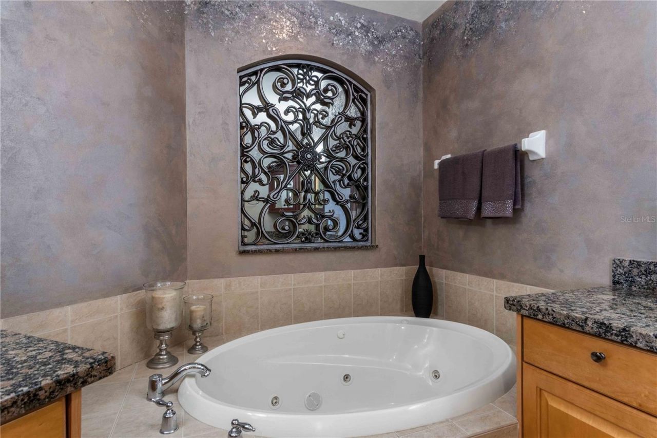 87 Vivante Boulevard, Unit 403, Punta Gorda, FL 33950 Photo