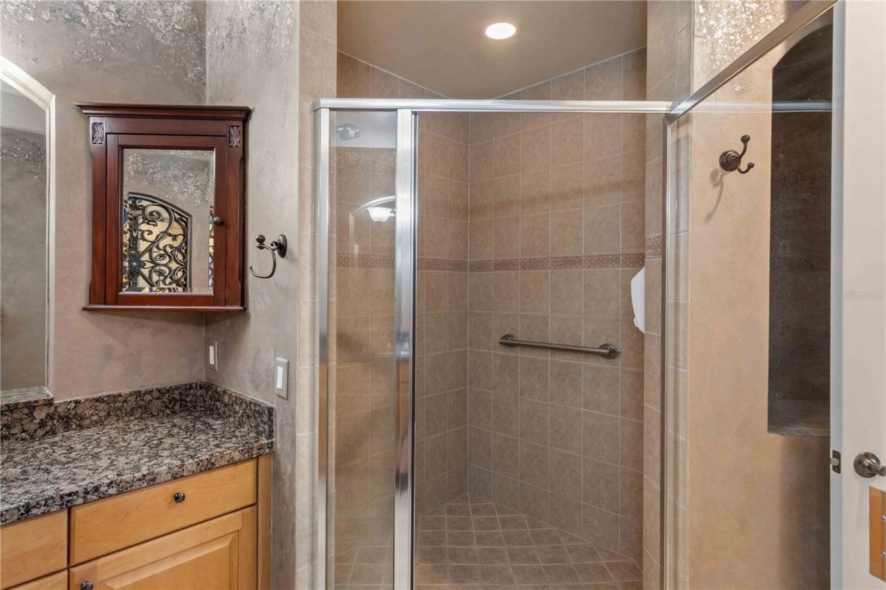 87 Vivante Boulevard, Unit 403, Punta Gorda, FL 33950 Photo