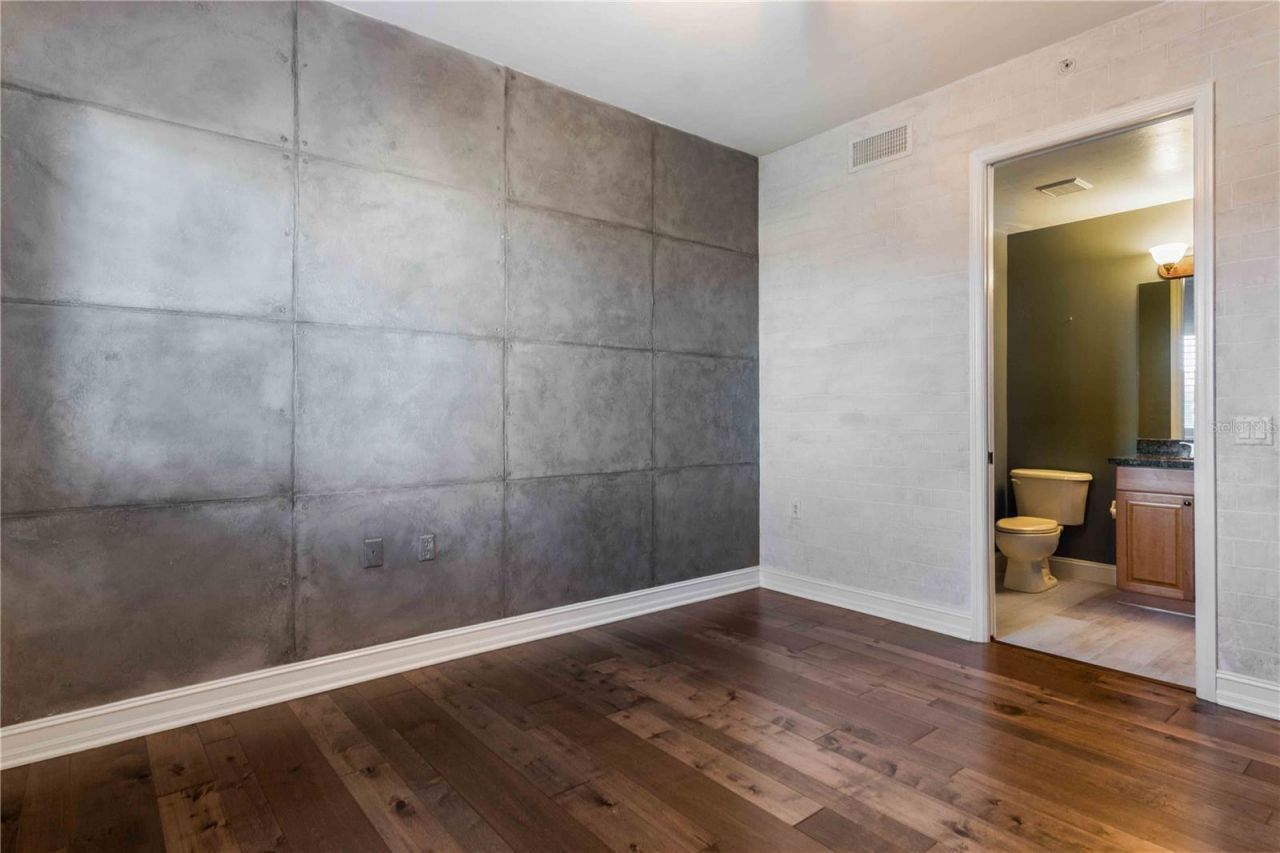 87 Vivante Boulevard, Unit 403, Punta Gorda, FL 33950 Photo