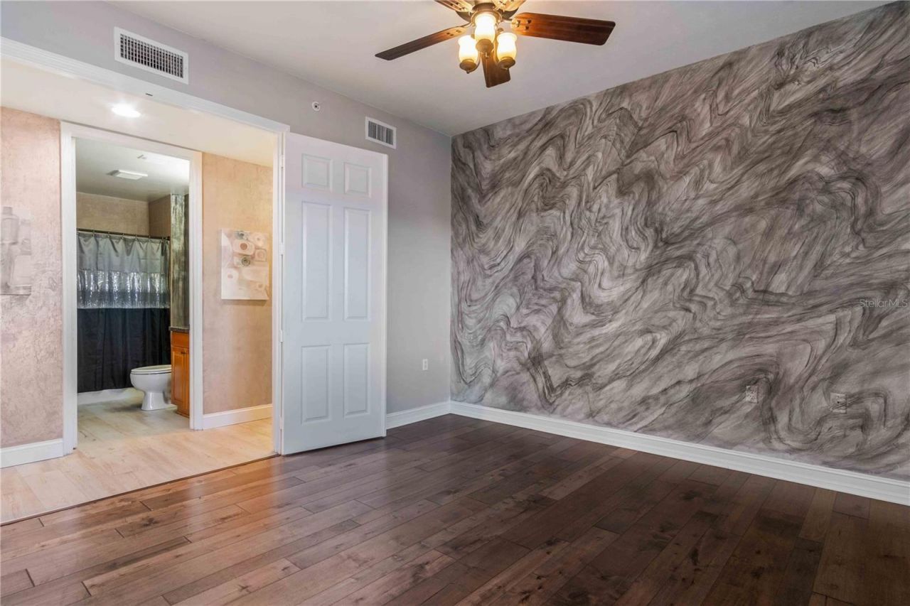 87 Vivante Boulevard, Unit 403, Punta Gorda, FL 33950 Photo