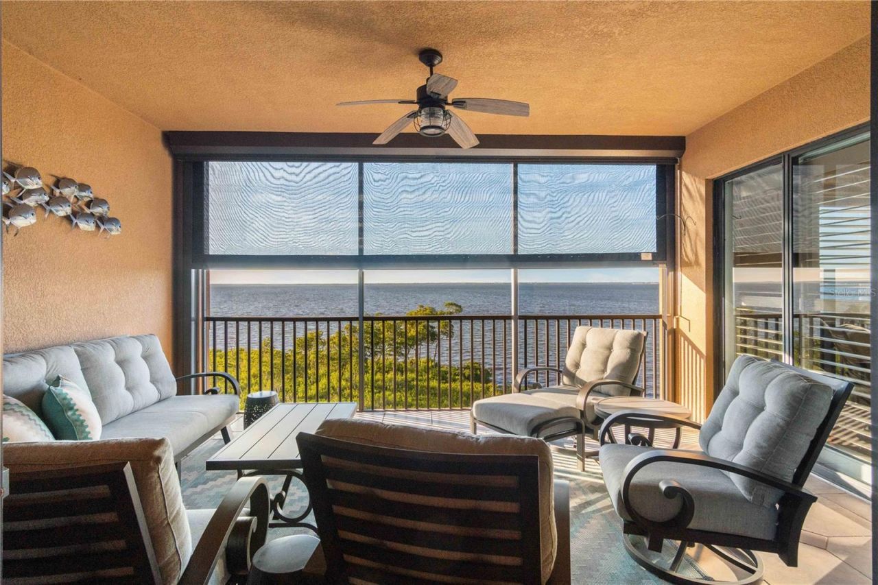 87 Vivante Boulevard, Unit 403, Punta Gorda, FL 33950 Photo