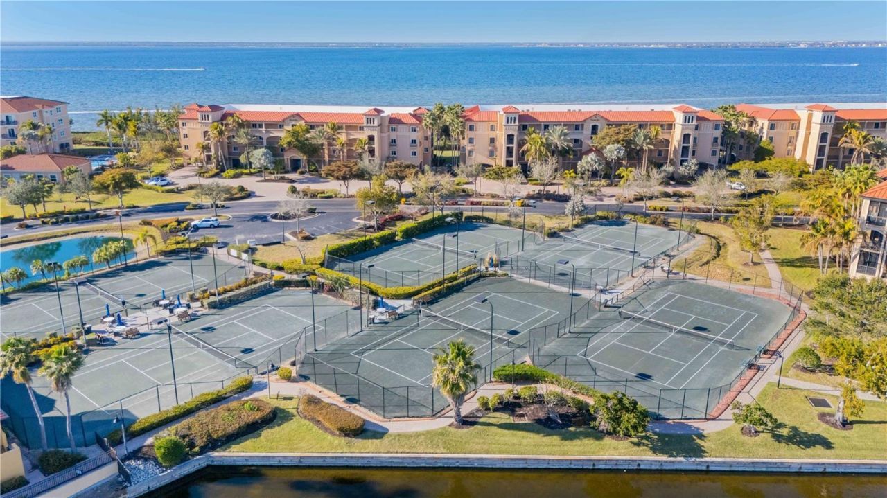 87 Vivante Boulevard, Unit 403, Punta Gorda, FL 33950 Photo