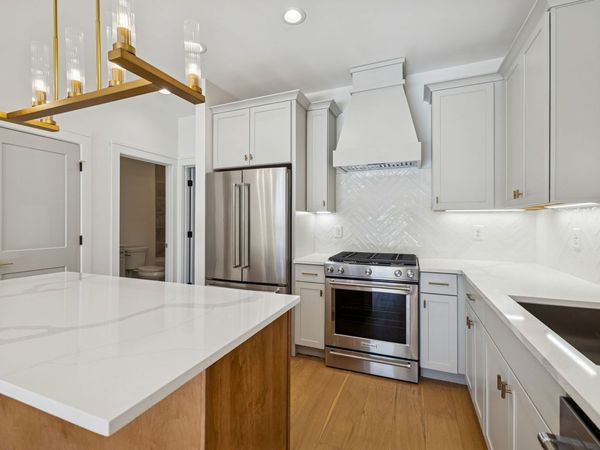 830B Watts Ln, Nashville, TN 37209