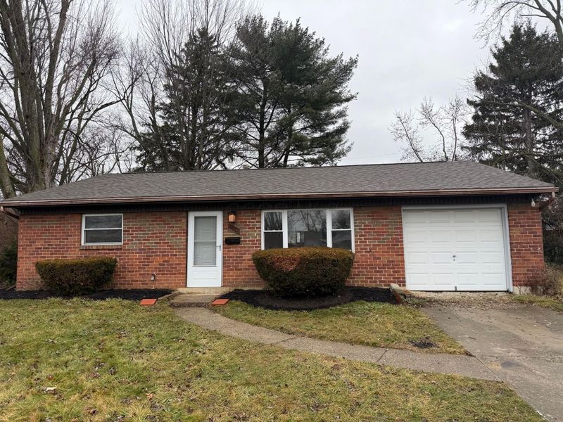 2942 Arrowhead Court, Columbus, OH 43232 Photo 2