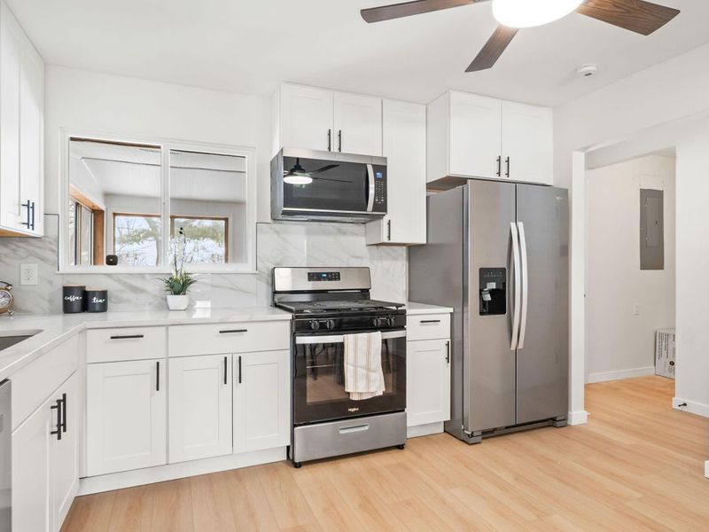 2942 Arrowhead Court, Columbus, OH 43232 Photo 7