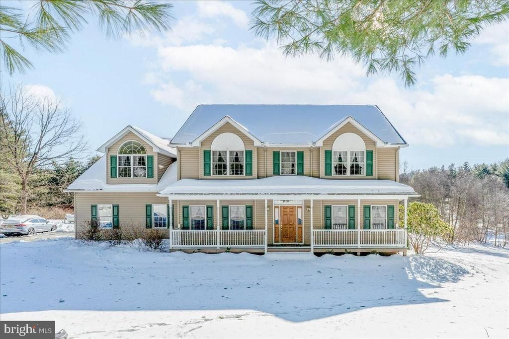 410 Maxine Drive, Lehighton, PA 18235 Main Photo