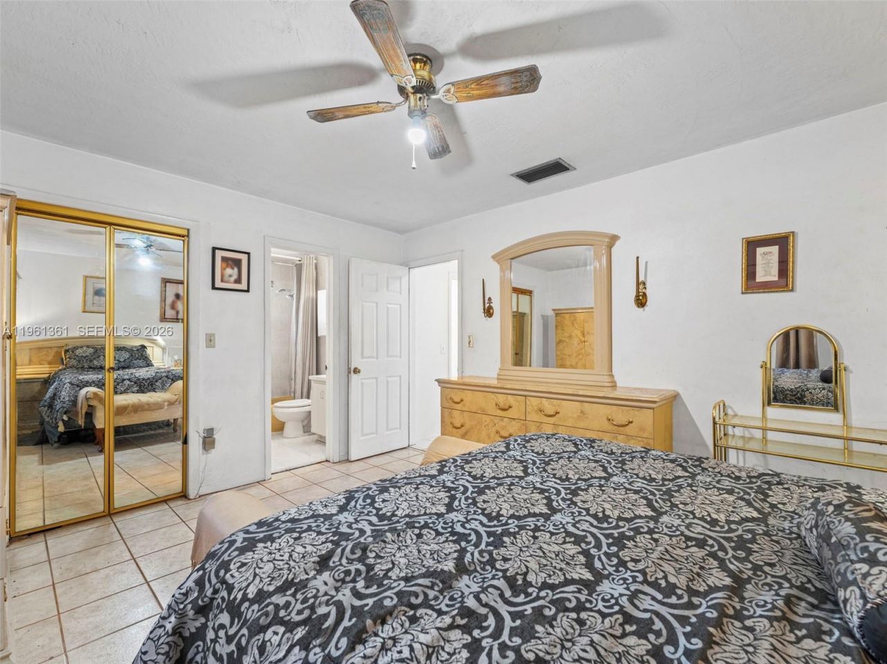 811 NW 112th St, Miami, FL 33168 Photo