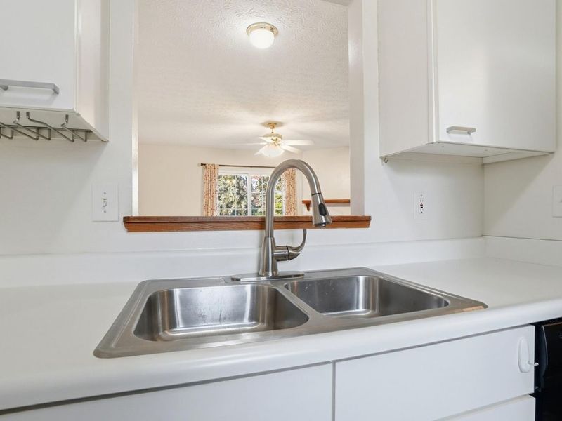 2260 Lila Way, Unit 62D, Columbus, OH 43235 Photo 10