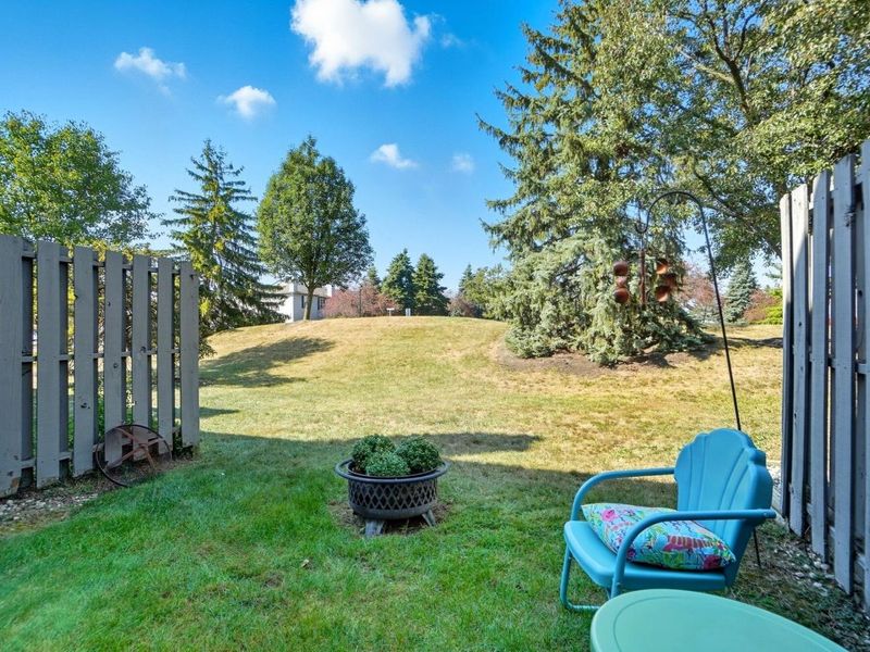 2260 Lila Way, Unit 62D, Columbus, OH 43235 Photo 28