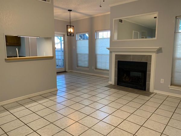 1609 Marsh Lane, Unit 110, Carrollton, TX 75006