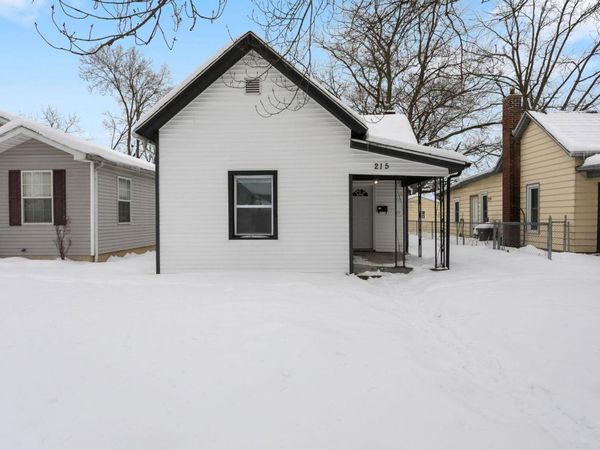 215 E Broadway Street, Mishawaka, IN 46545