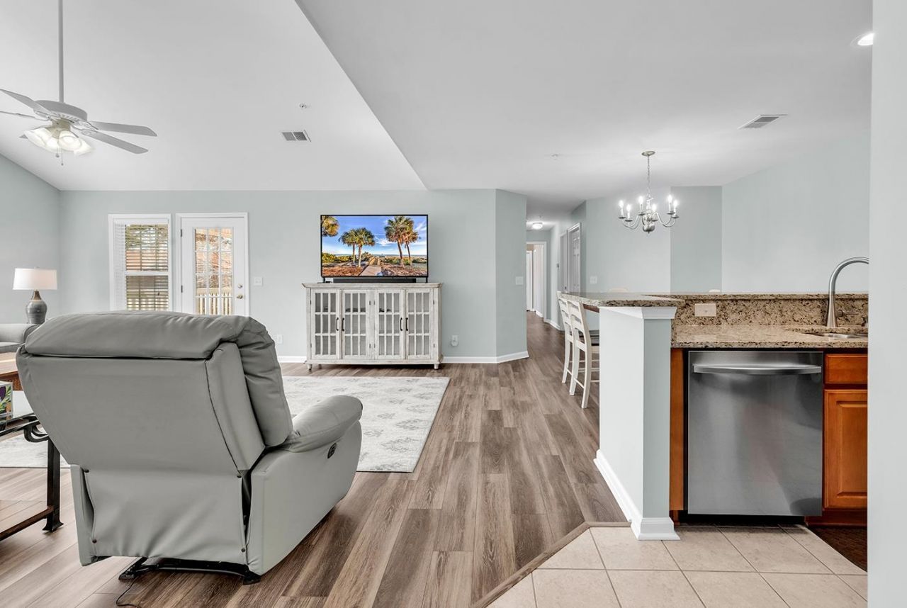 127 Veranda Way Photo 2