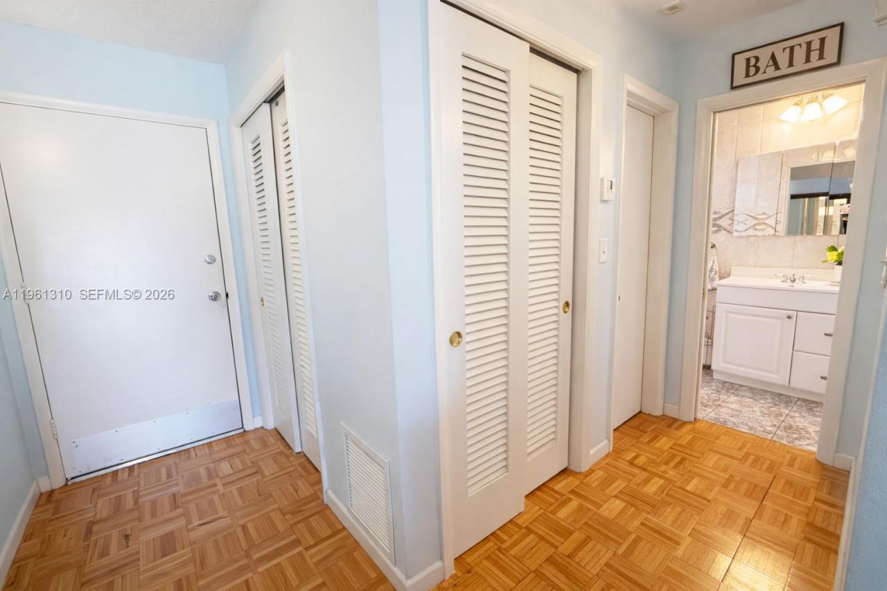 16750 NE 14th Ave, Unit 202, Miami, FL 33162 Photo