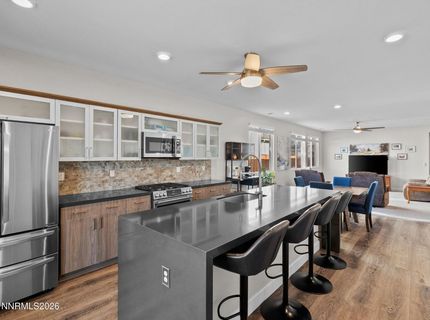 9425 Cape Drive, Reno, NV 89506 Photo