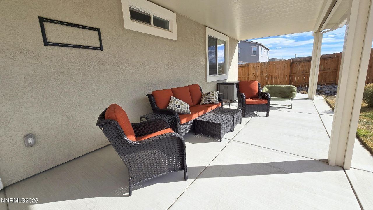 9425 Cape Drive, Reno, NV 89506 Photo