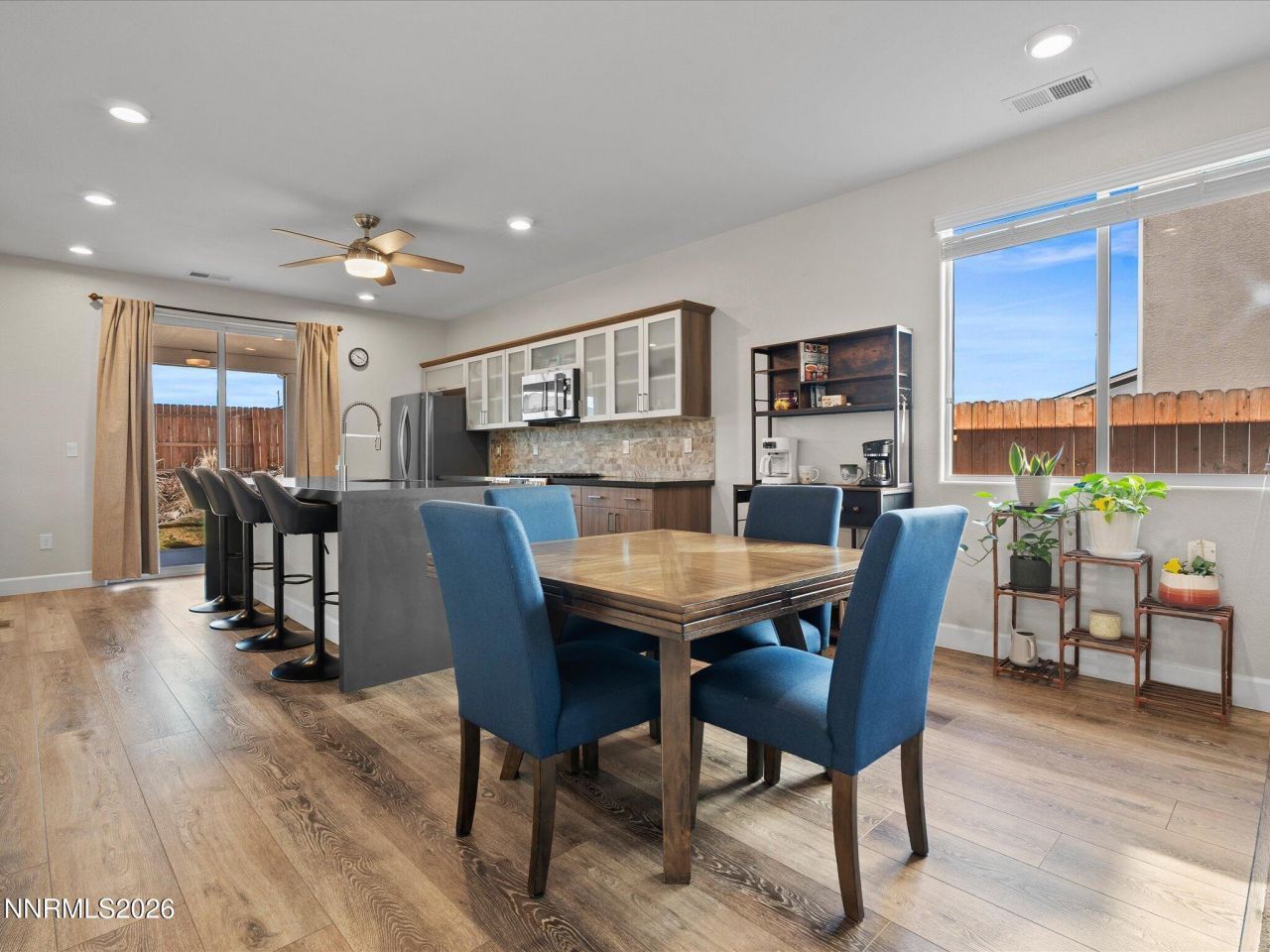 9425 Cape Drive, Reno, NV 89506 Photo