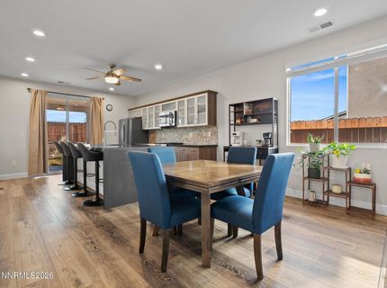 9425 Cape Drive, Reno, NV 89506 Photo