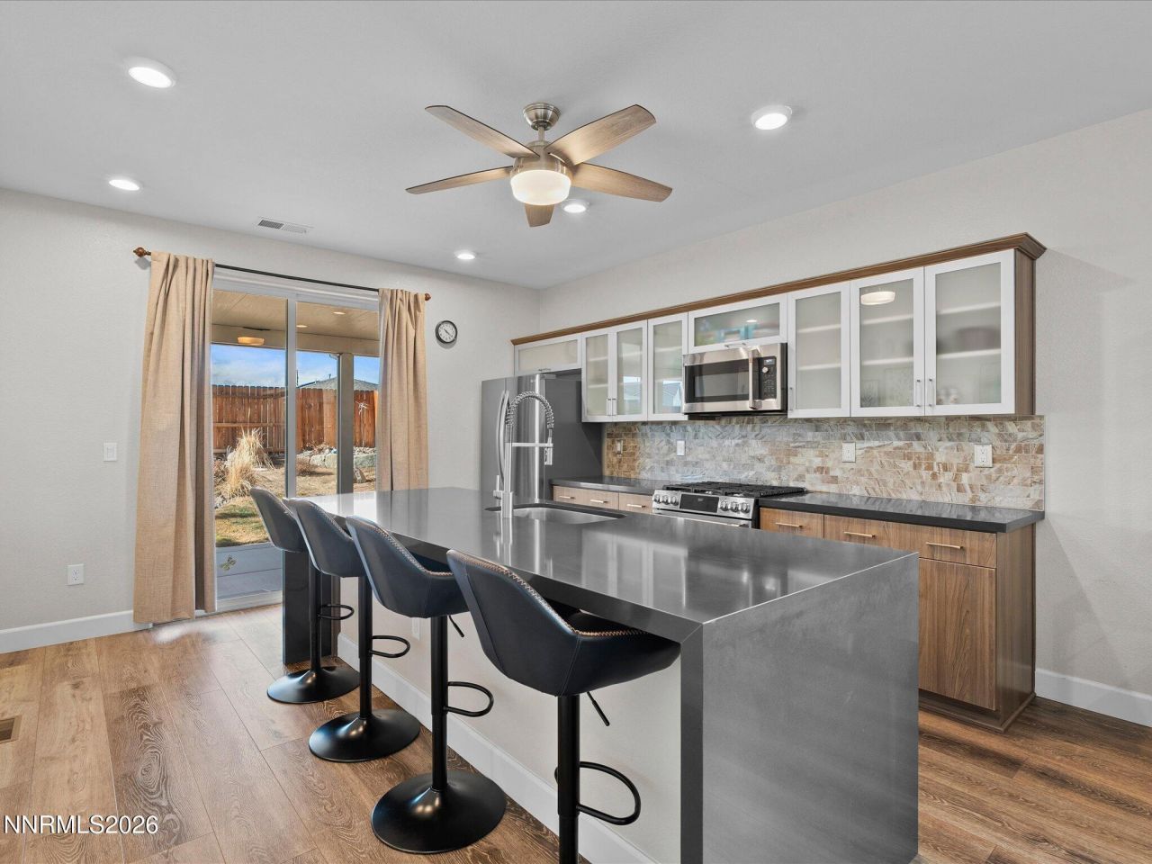 9425 Cape Drive, Reno, NV 89506 Photo