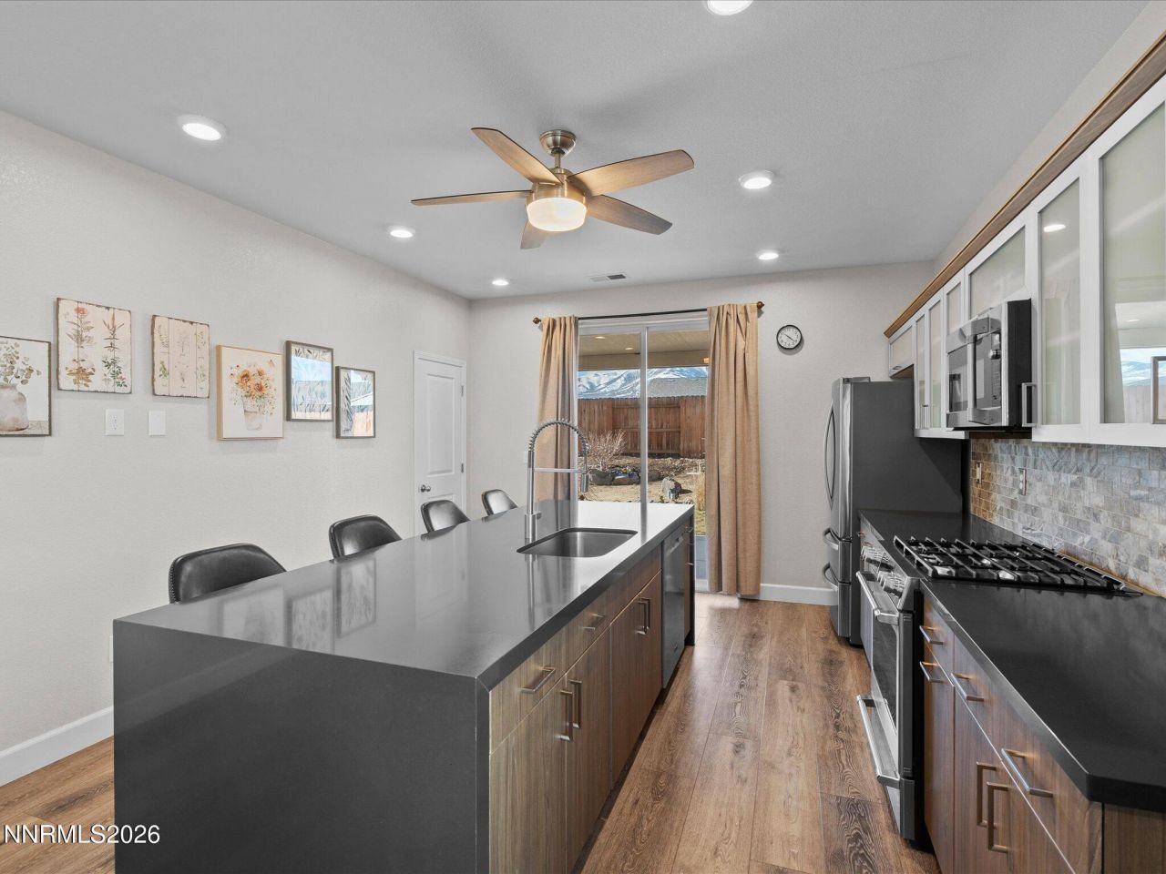 9425 Cape Drive, Reno, NV 89506 Photo