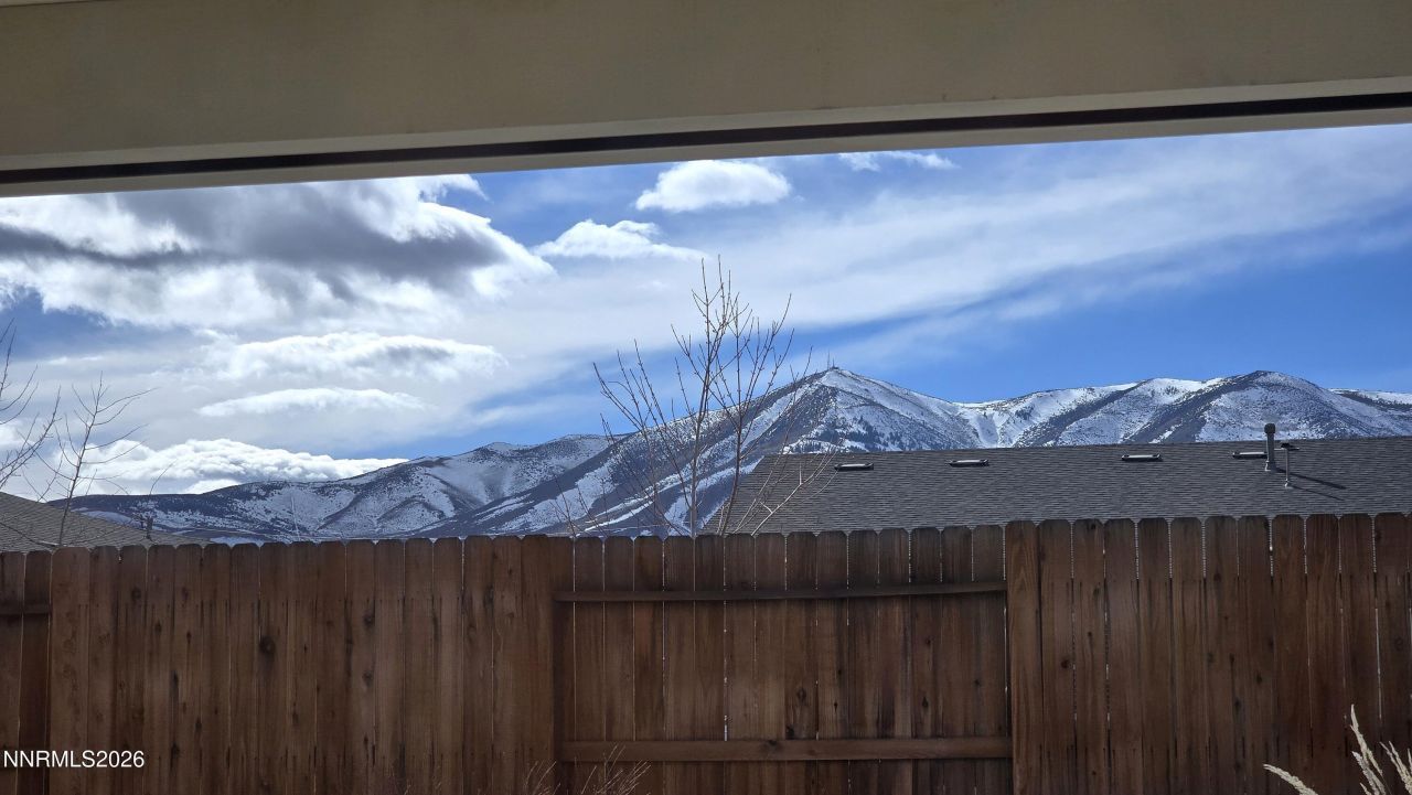 9425 Cape Drive, Reno, NV 89506 Photo