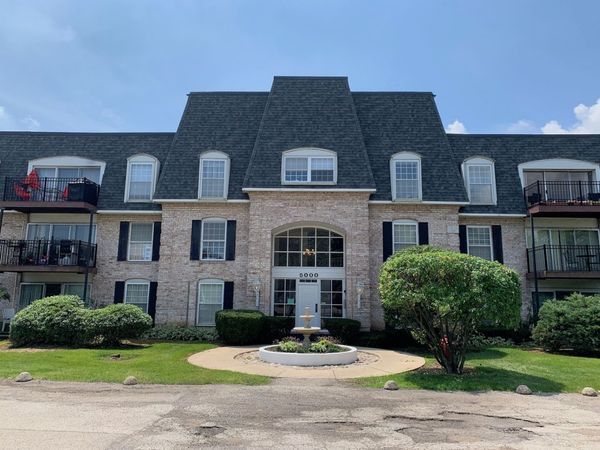 5000 Carriageway Drive, Unit 315, Rolling Meadows, IL 60008