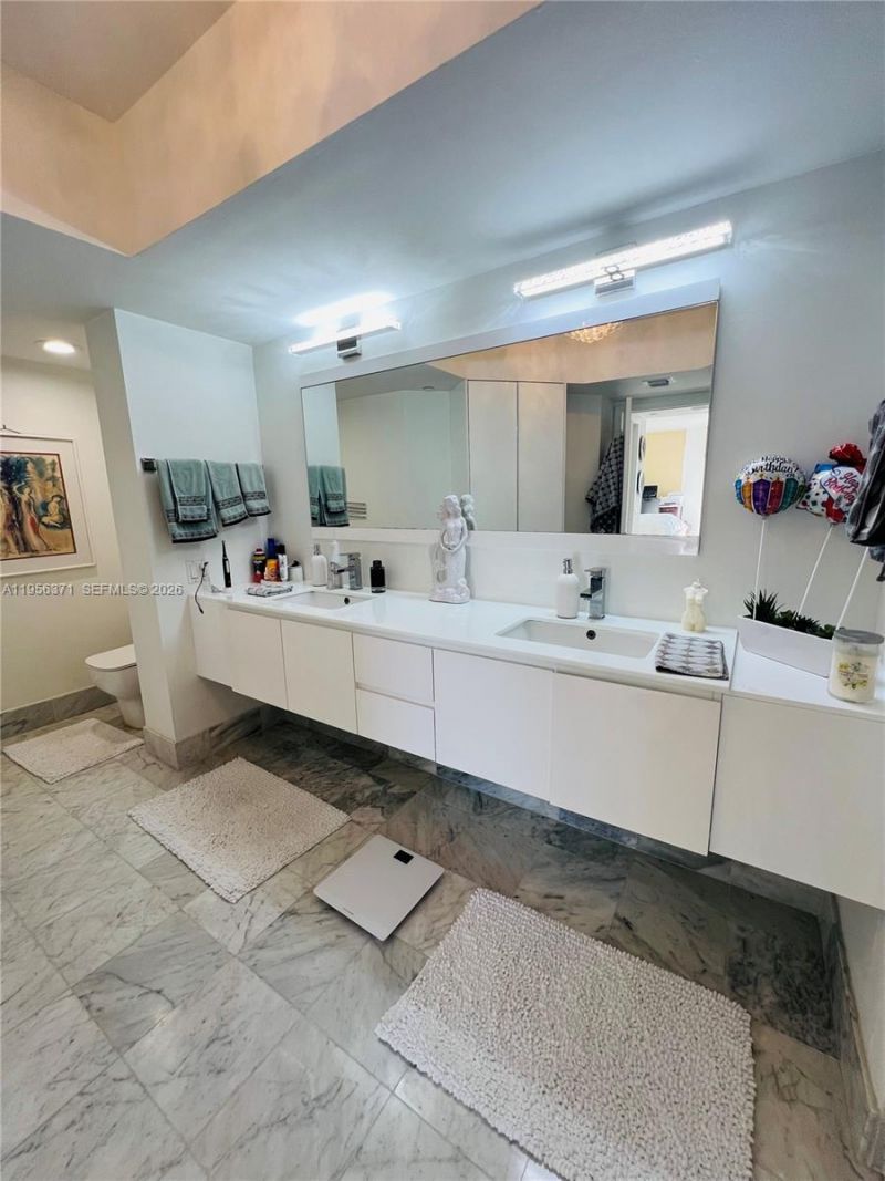 3640 Yacht Club Dr , Unit 609, Aventura, FL 33180 Photo