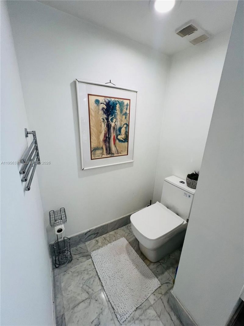 3640 Yacht Club Dr , Unit 609, Aventura, FL 33180 Photo