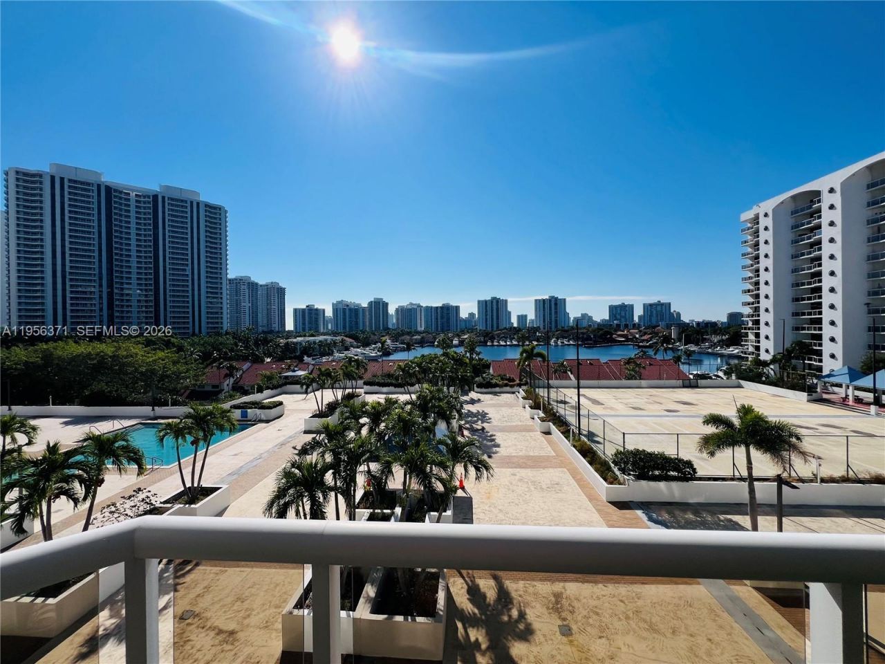 3640 Yacht Club Dr , Unit 609, Aventura, FL 33180 Photo