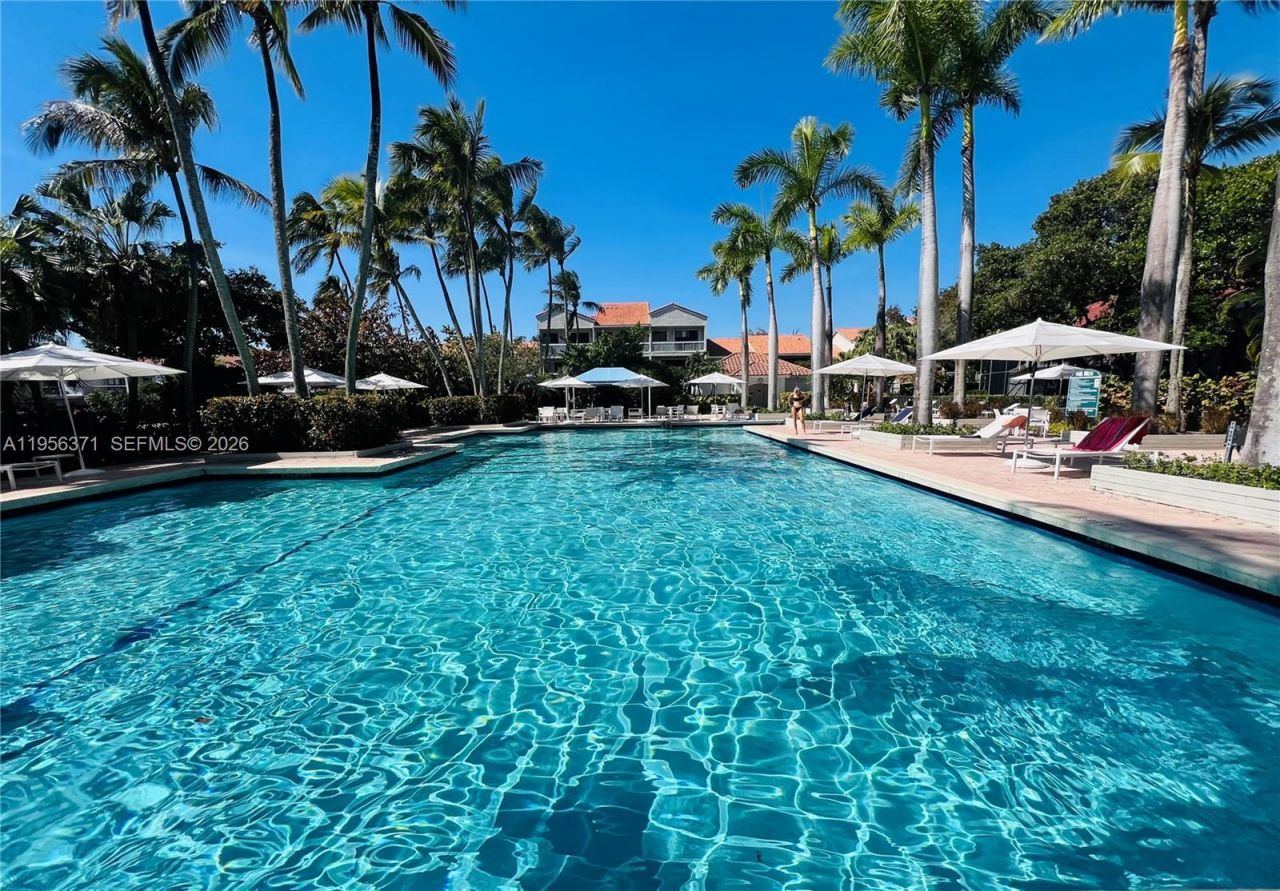 3640 Yacht Club Dr , Unit 609, Aventura, FL 33180 Photo