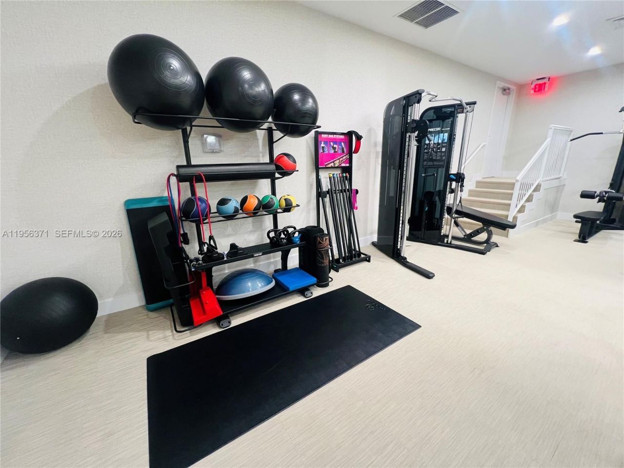 3640 Yacht Club Dr , Unit 609, Aventura, FL 33180 Photo