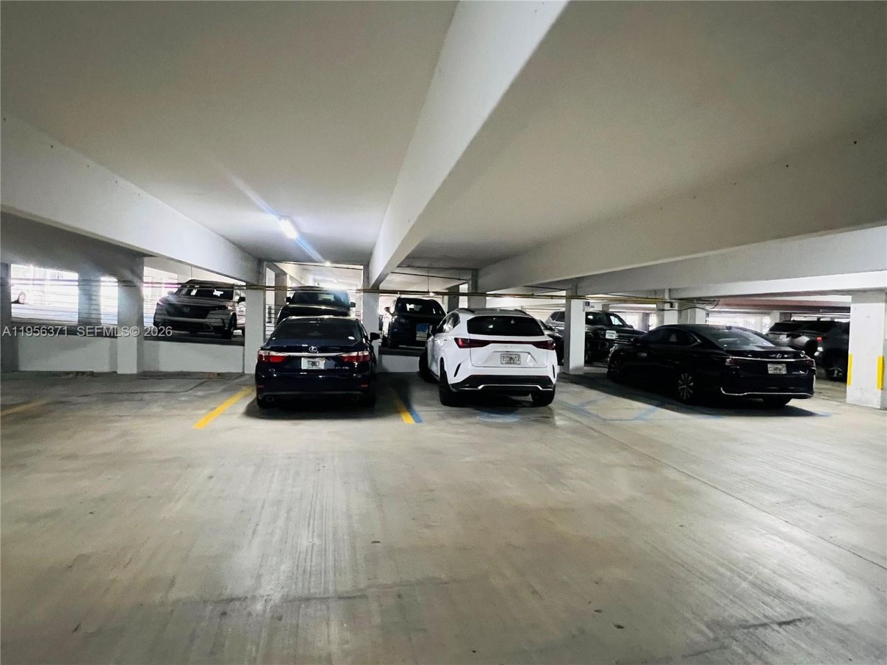 3640 Yacht Club Dr , Unit 609, Aventura, FL 33180 Photo