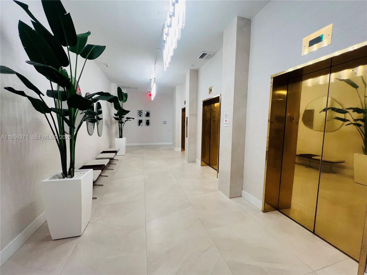 3640 Yacht Club Dr , Unit 609, Aventura, FL 33180 Photo