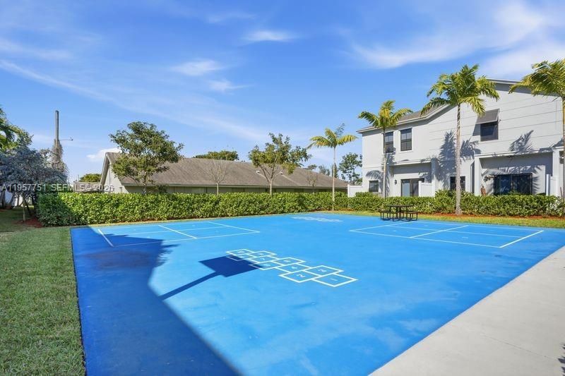 816 NW 3rd Ter, Unit 818, Pompano Beach, FL 33060 Photo