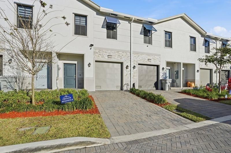 816 NW 3rd Ter, Unit 818, Pompano Beach, FL 33060 Photo