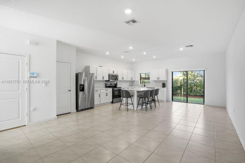 816 NW 3rd Ter, Unit 818, Pompano Beach, FL 33060 Photo