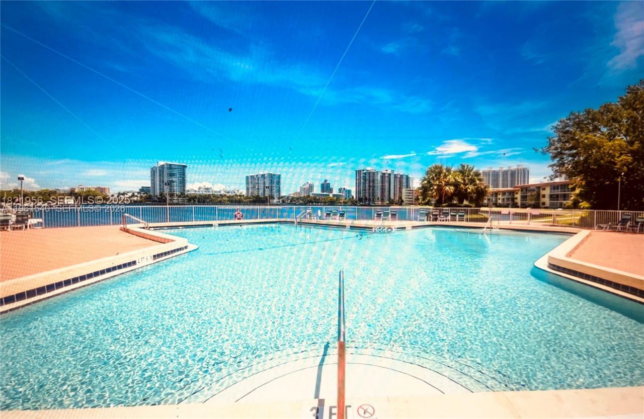 Please Call For Address, Unit J610, Aventura, FL 33160 Photo