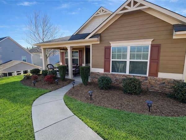 431 Parkstone Drive, Woodstock, GA 30188