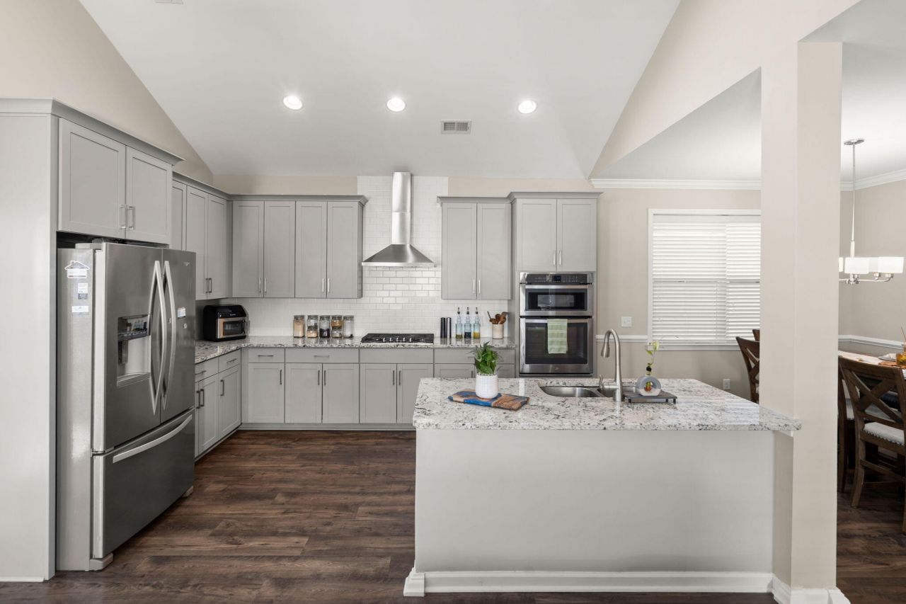 1044 Oak Bluff Avenue Photo 10