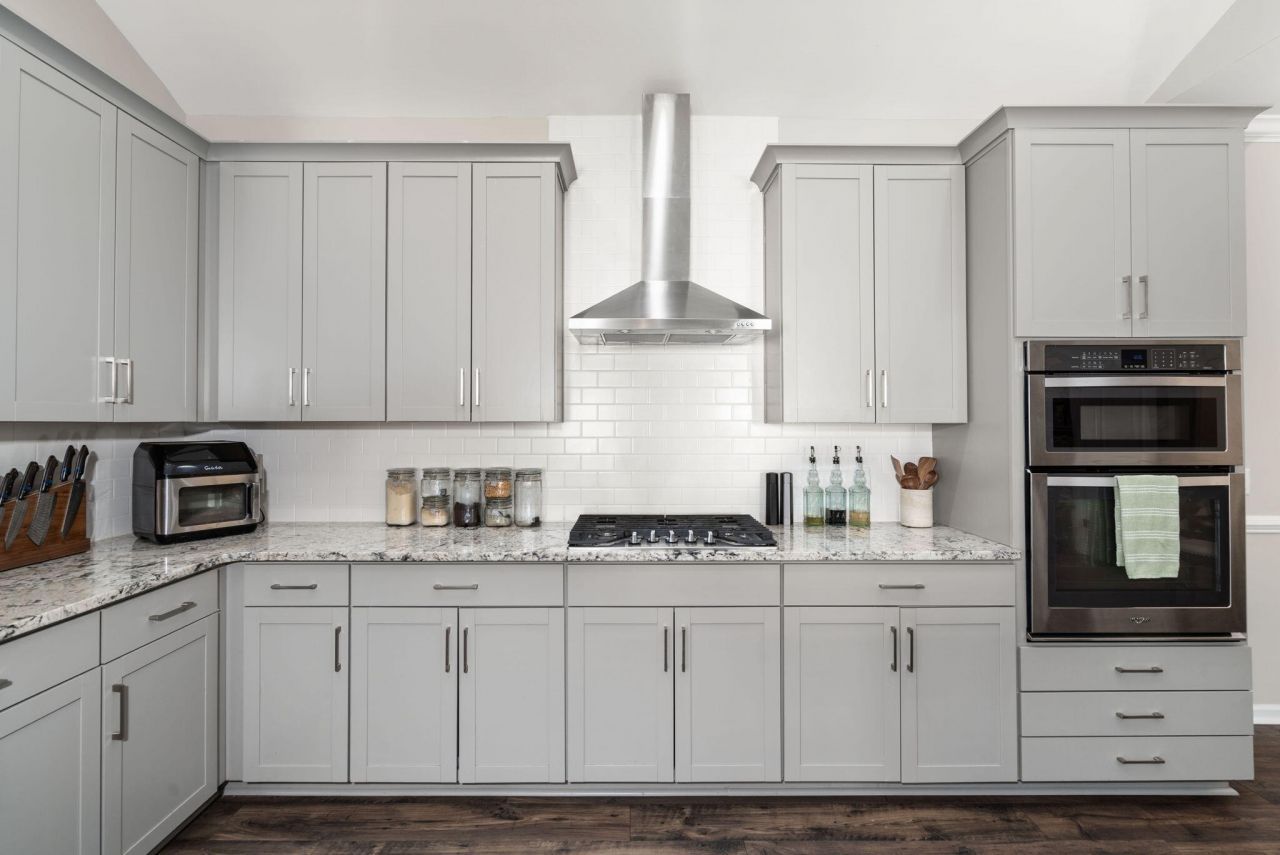 1044 Oak Bluff Avenue Photo 13