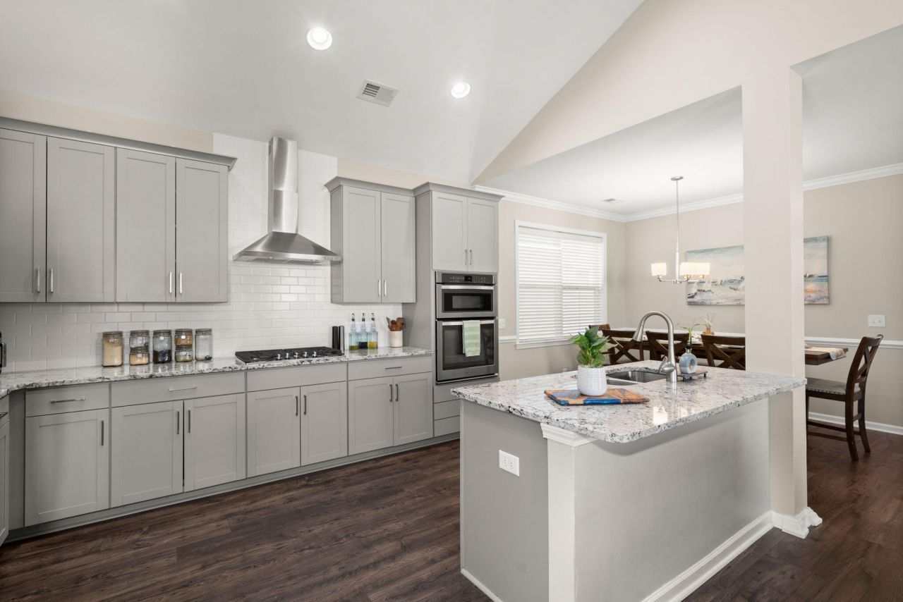 1044 Oak Bluff Avenue Photo 15