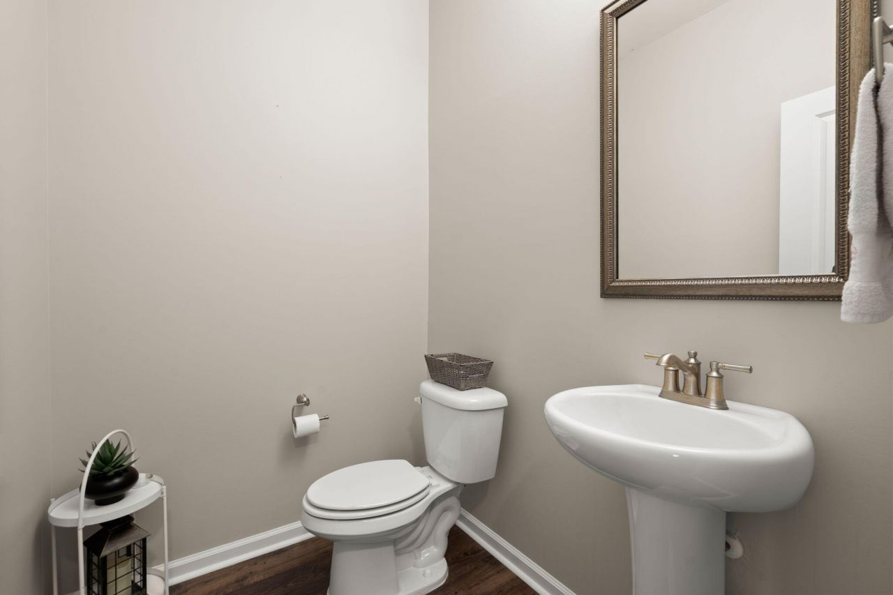 1044 Oak Bluff Avenue Photo 28